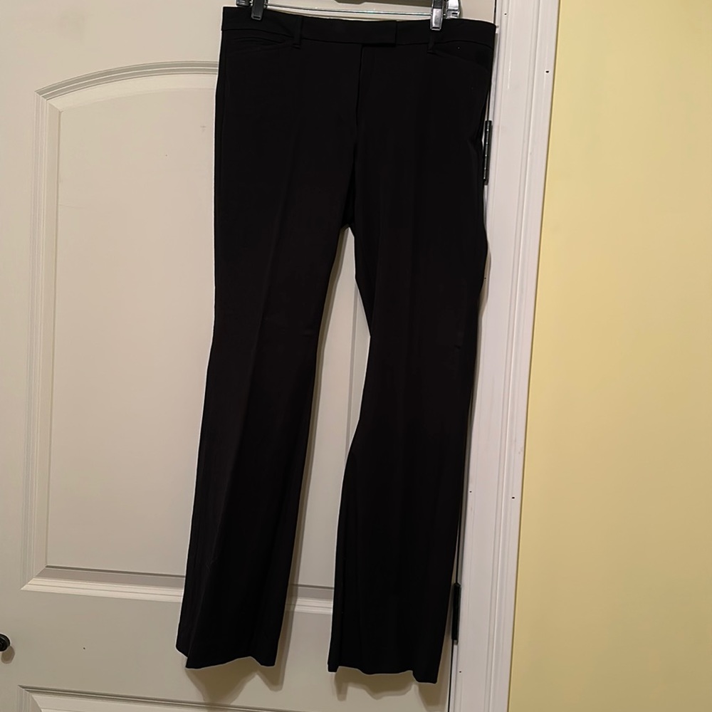 New with out tags White House black market boot cut slim pants
